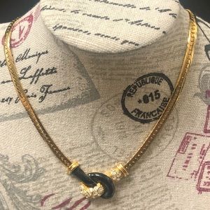 ⚜️Vintage ⚜️Black and Gold Necklace